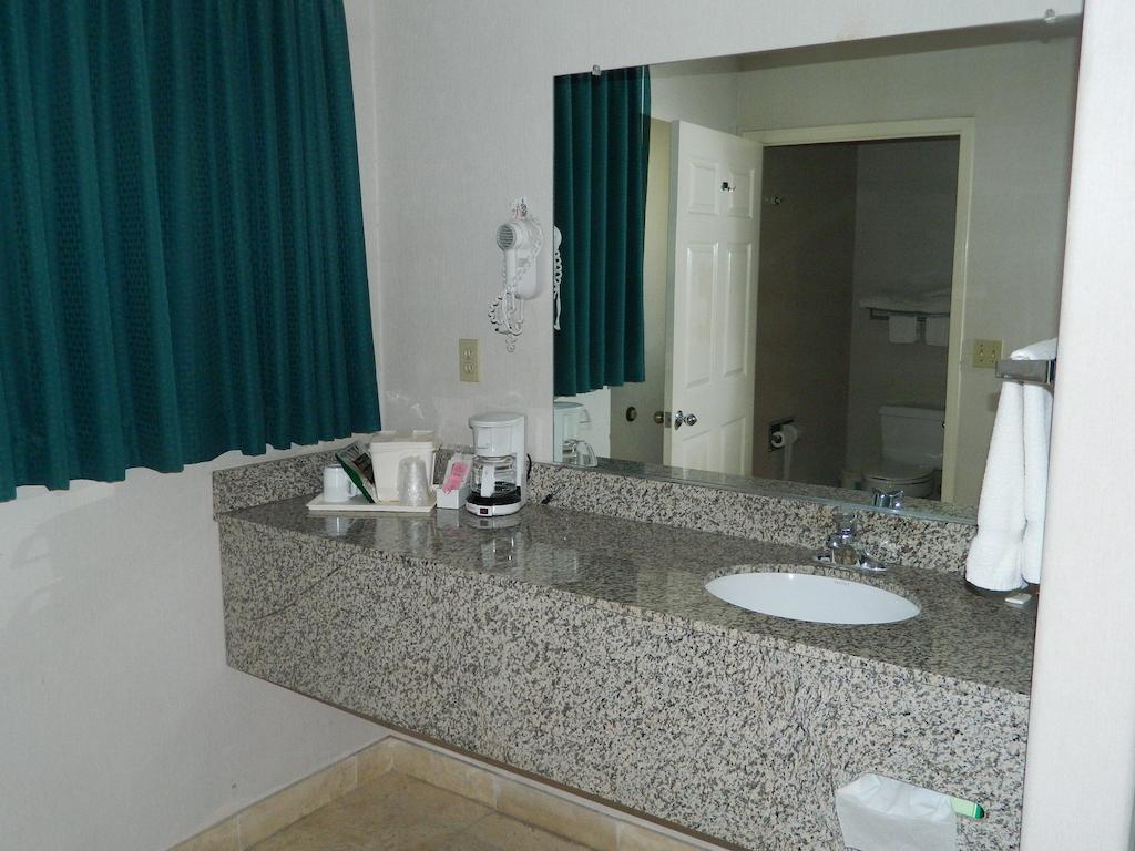 Capital Suites Blythe Phòng bức ảnh